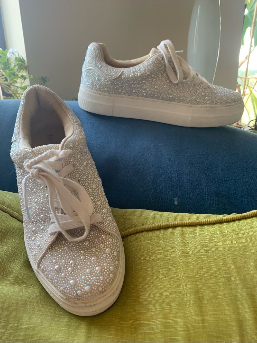Betsey Johnson White Pearl & Crystal Embellished Platform Sneakers -Size 8.5